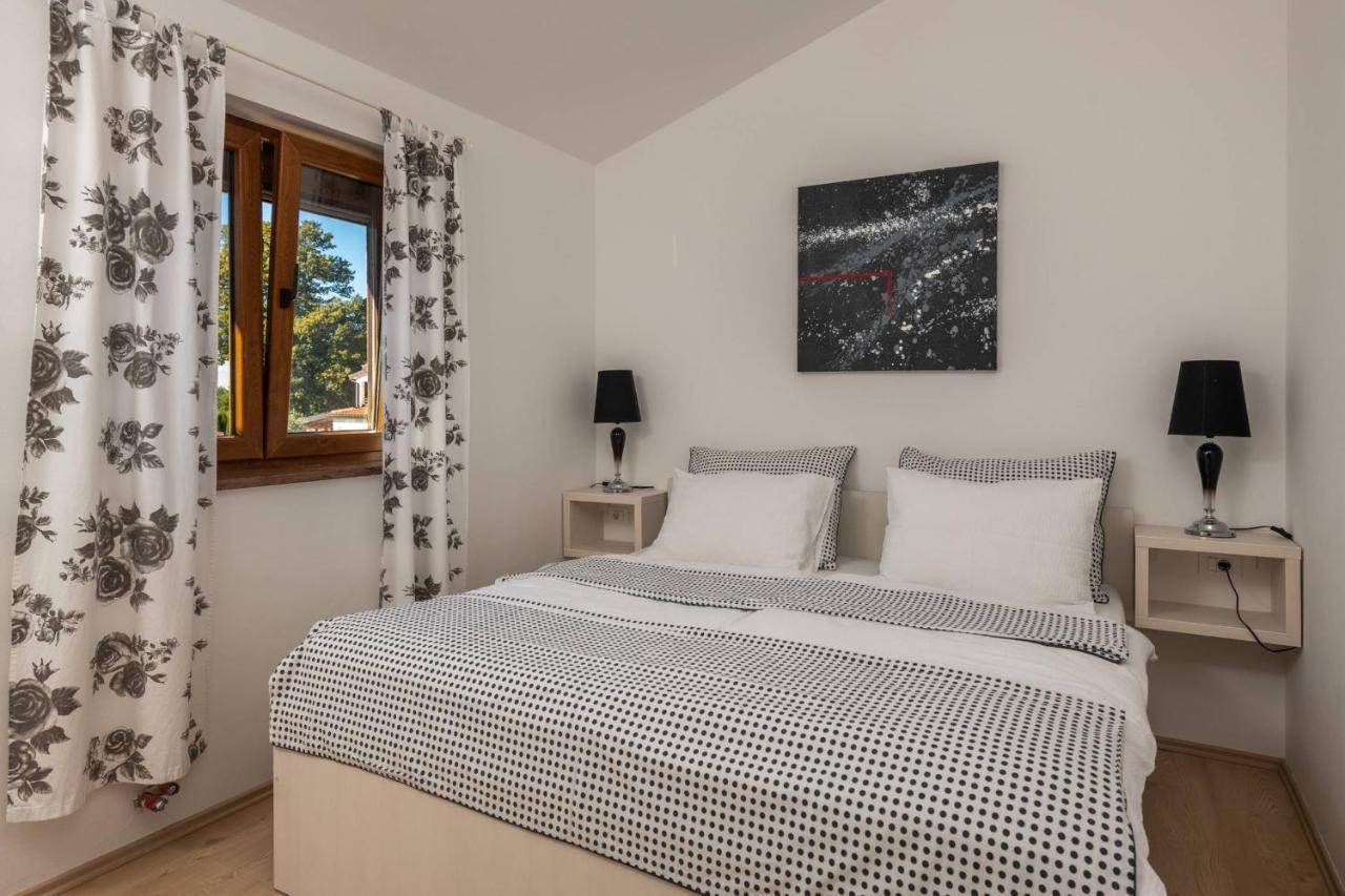 Apartmani Jana 波雷奇 外观 照片
