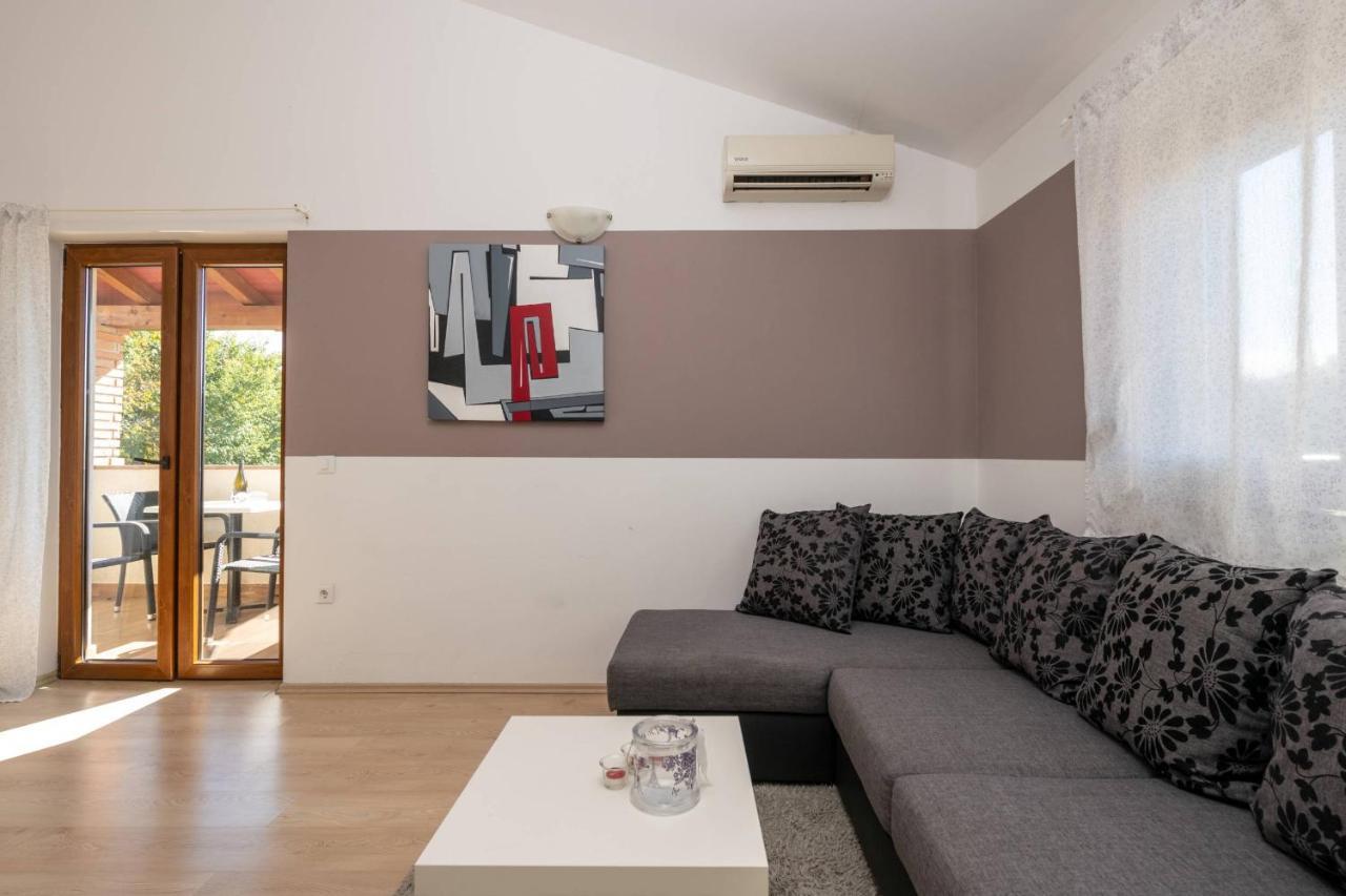Apartmani Jana 波雷奇 外观 照片