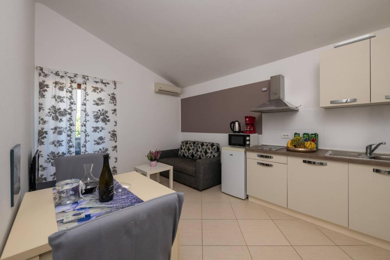 Apartmani Jana 波雷奇 外观 照片