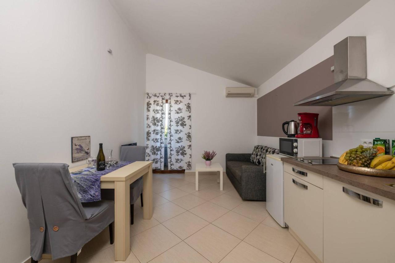 Apartmani Jana 波雷奇 外观 照片