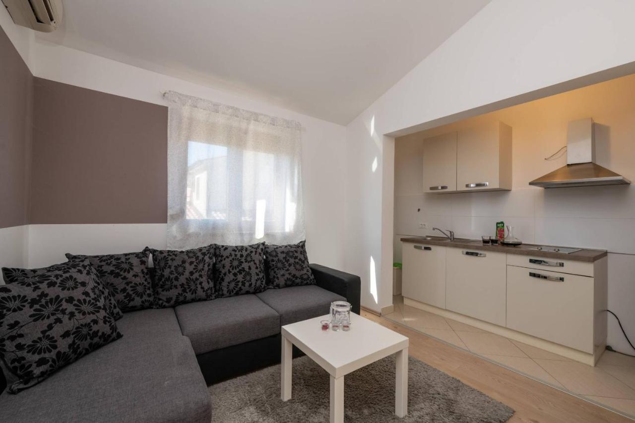Apartmani Jana 波雷奇 外观 照片